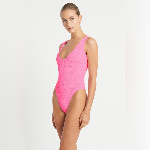 Bond-eye mara one piece, Pink Tiger, $175 - Picture 9 of 15